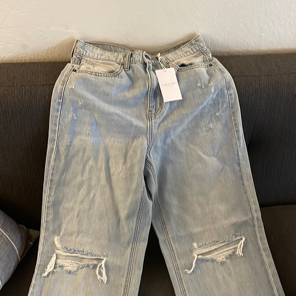Carly Jeans Los Angeles Malibu Jeans Sz. 9 - Brand New Without Tags!! Never worn